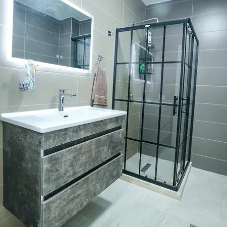 Apartment Velipoja Green Home *